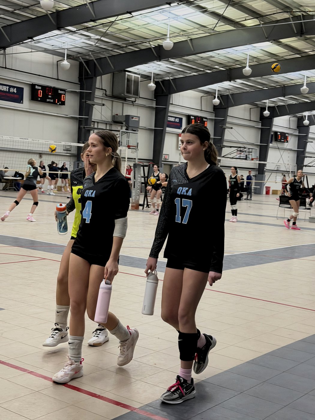16U player passing